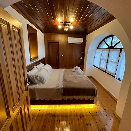Hotel Castle Gjirokaster