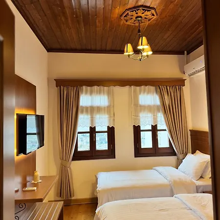 Hotel Castle 3*