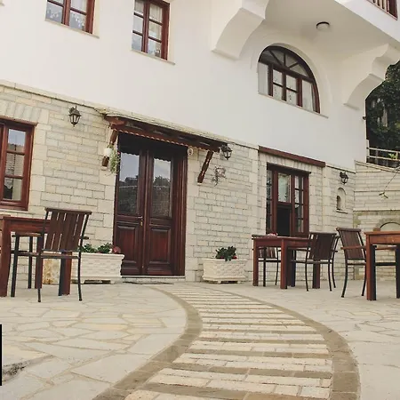 Castle Hotel