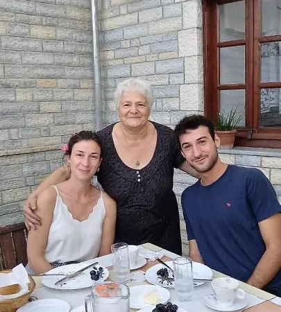 Castle ホテル ジロカストラ