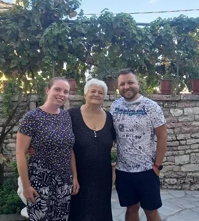 Castle 3* ジロカストラ