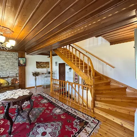 Castle 3* Gjirokastër