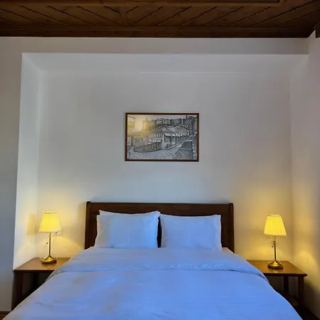 Castle Hotel 3*