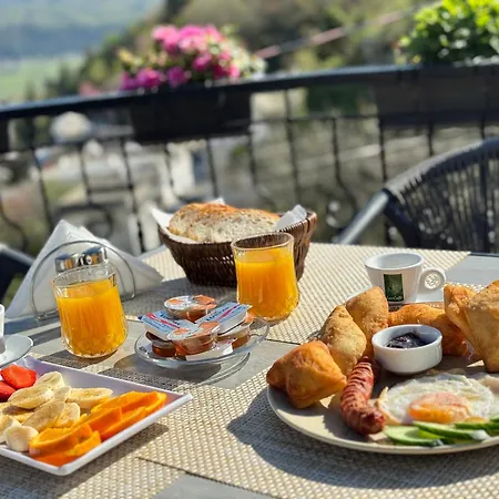 Castle Hotel 3*