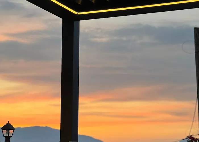 Hotel Castle Gjirokastër