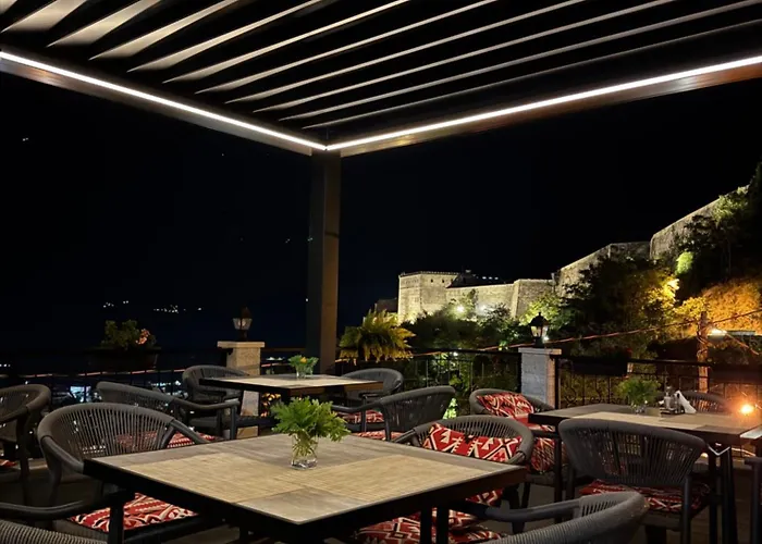 Castle Otel 3*