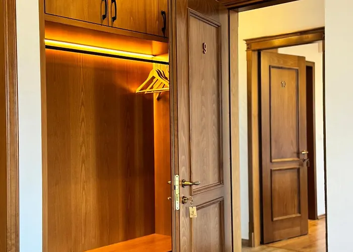 Hotel Castle Gjirokastër